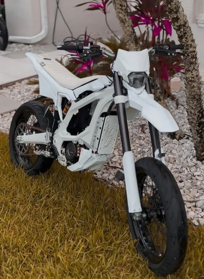 Full Surron Ultra bee Titanium Kit