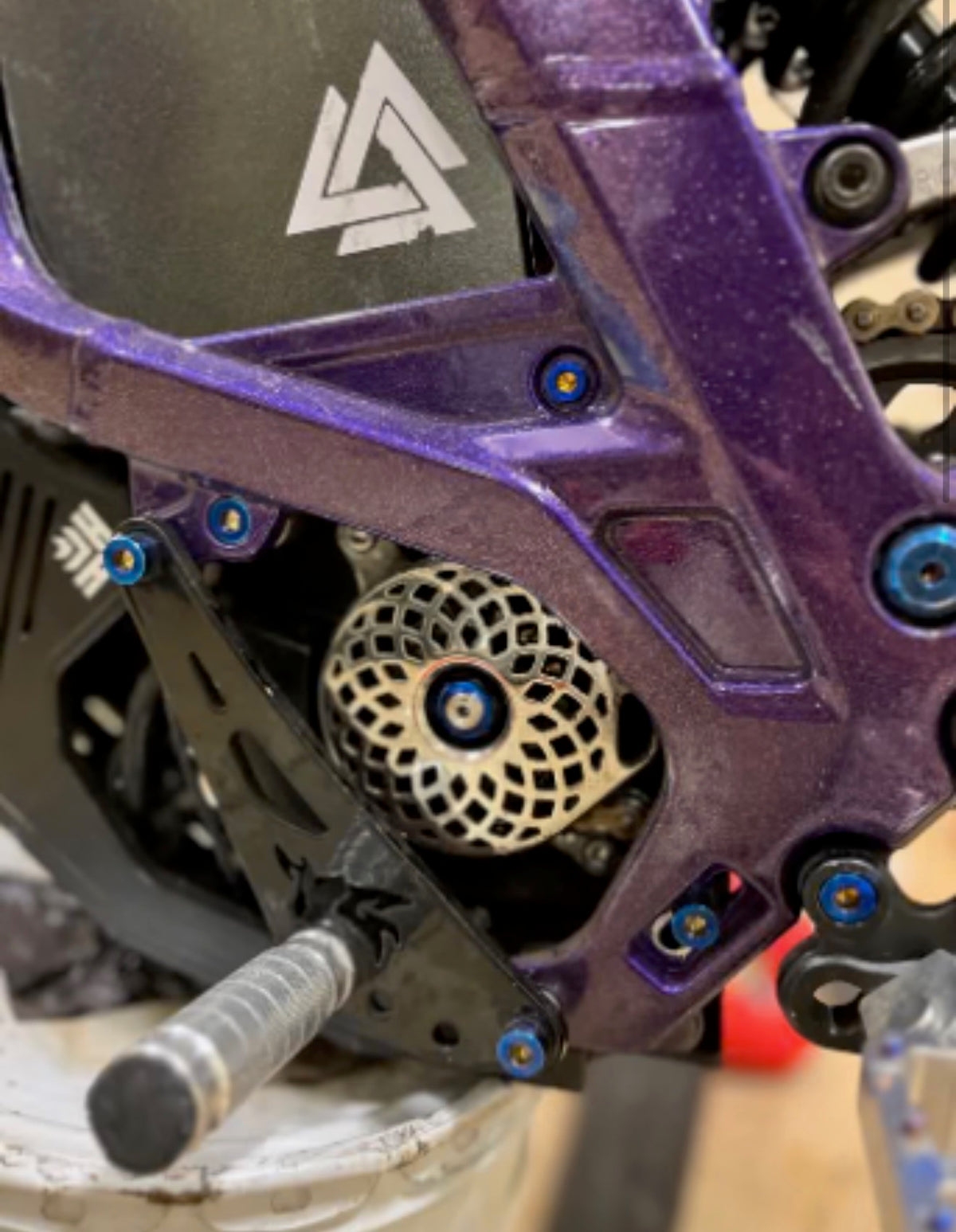 Shift Lock Titanium Bolts